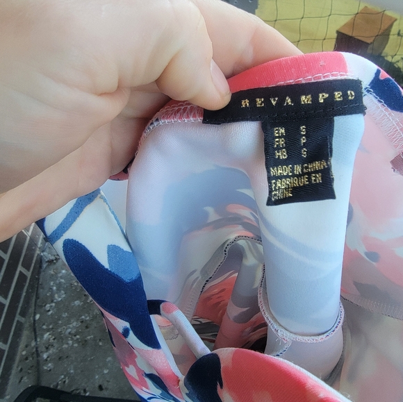 Revamped Sweetheart Dress - Picture 3 of 3